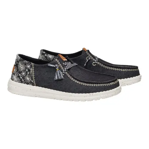 HEYDUDES Wendy Funk Embroidered Floral - Black